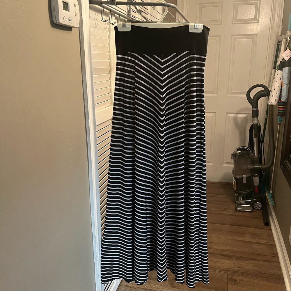 I.N. Studio Maxi Skirt